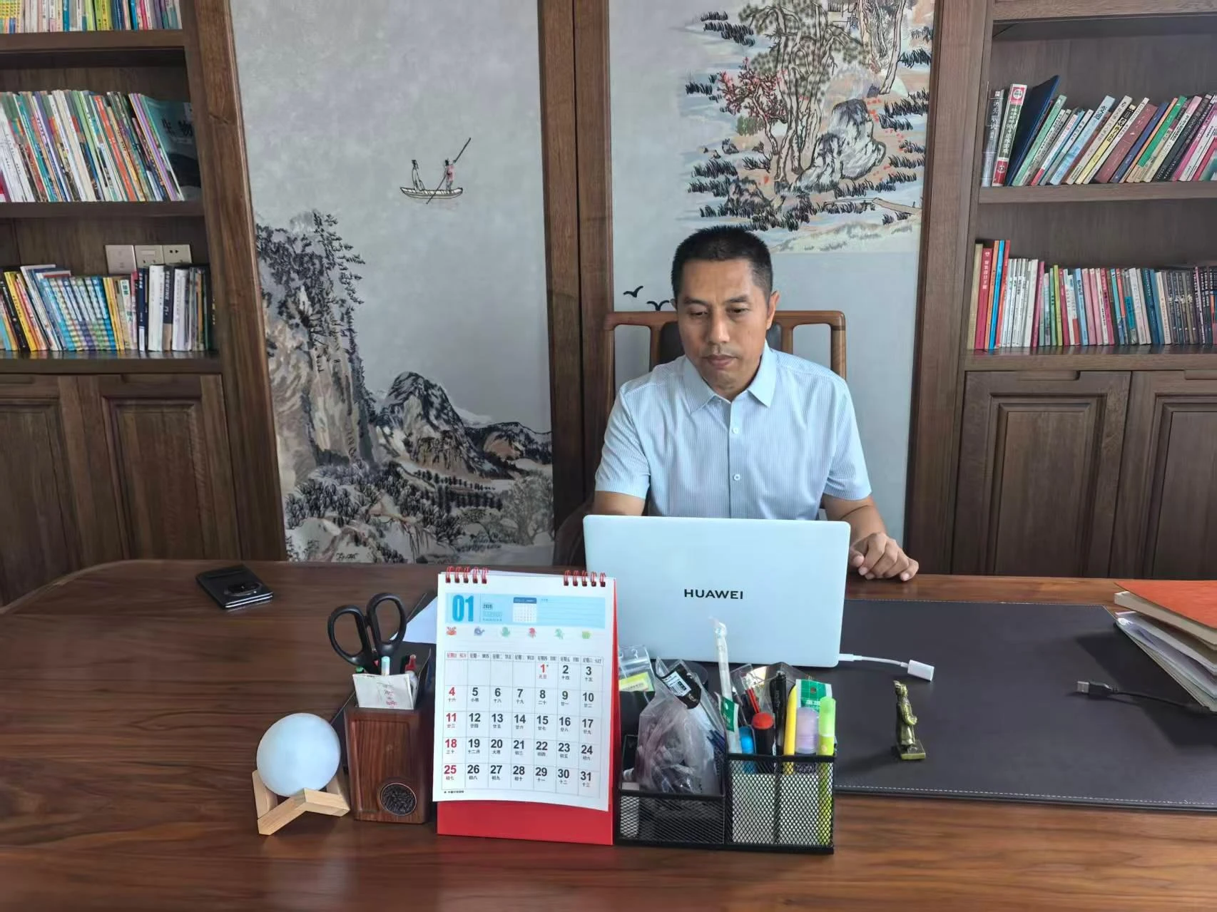 CONNECTING RESOURCES WITH
GLOBAL MARKETS.